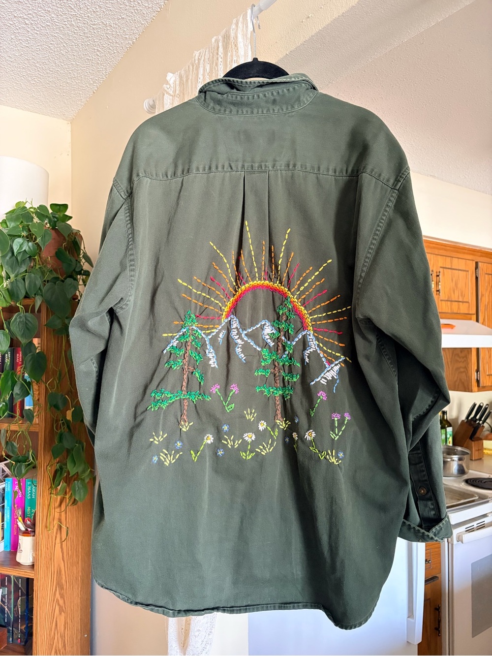 Hand Embroidered Green Button-Up Long Sleeve Size L